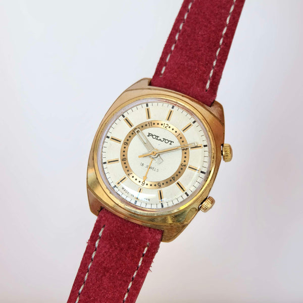 montre dorée soviétique zoom