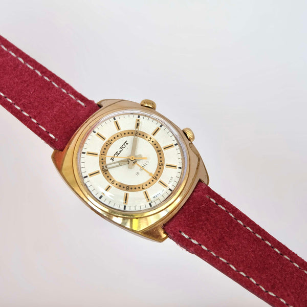 montre dorée soviétique bracelet daim