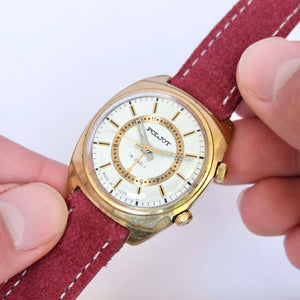 montre dorée soviétique russe