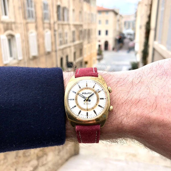 montre dorée soviétique homme