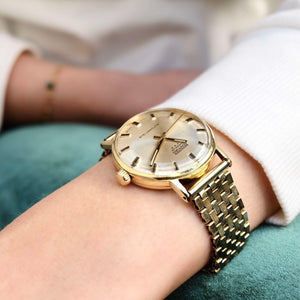 Montre femme idée cadeau vintage upcycling