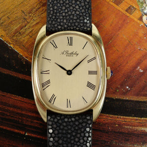A. Barthelay Ellipse plaqué or 1970 vue de face