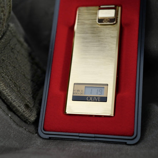 Ancien briquet olive neuf