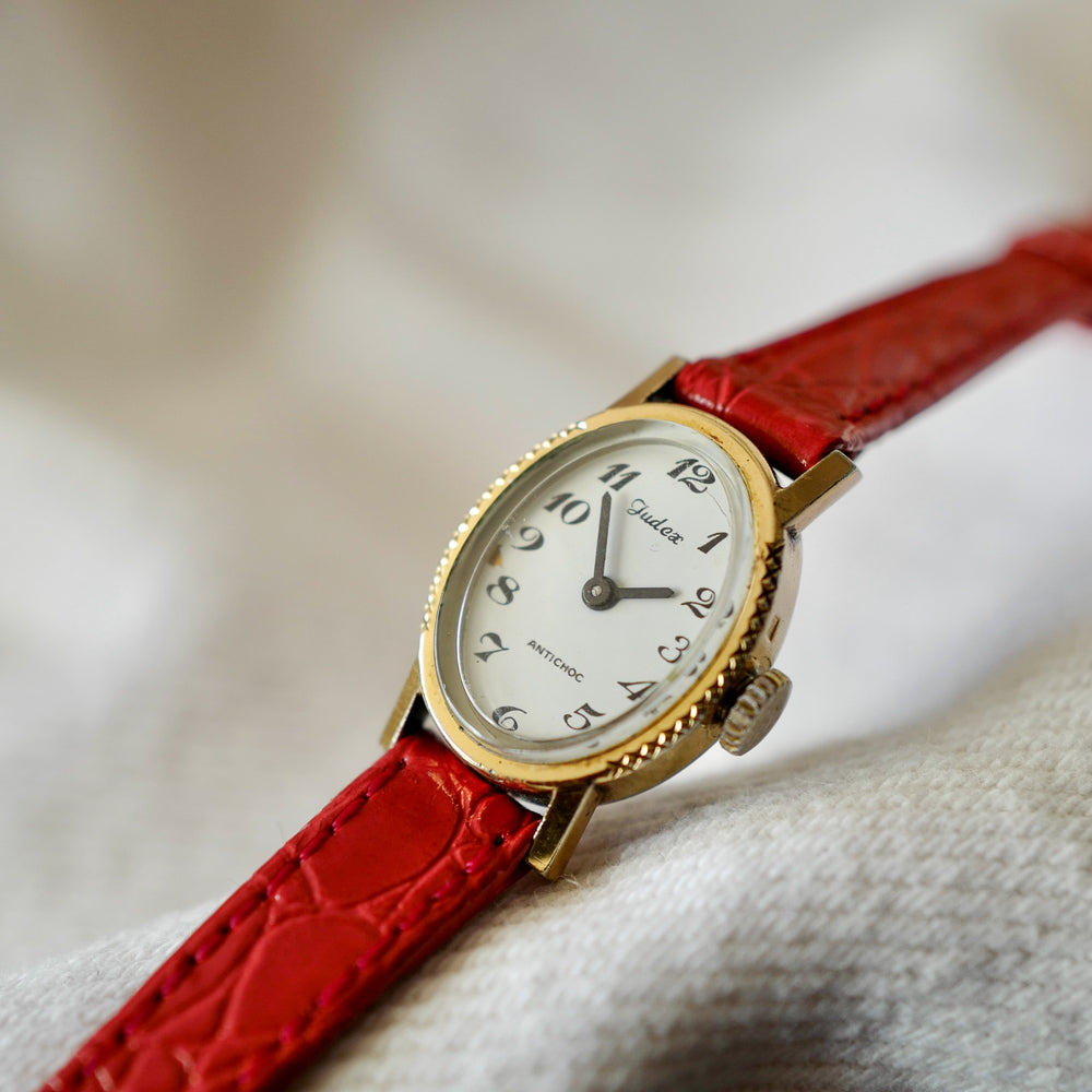 Mini montre dorée femme