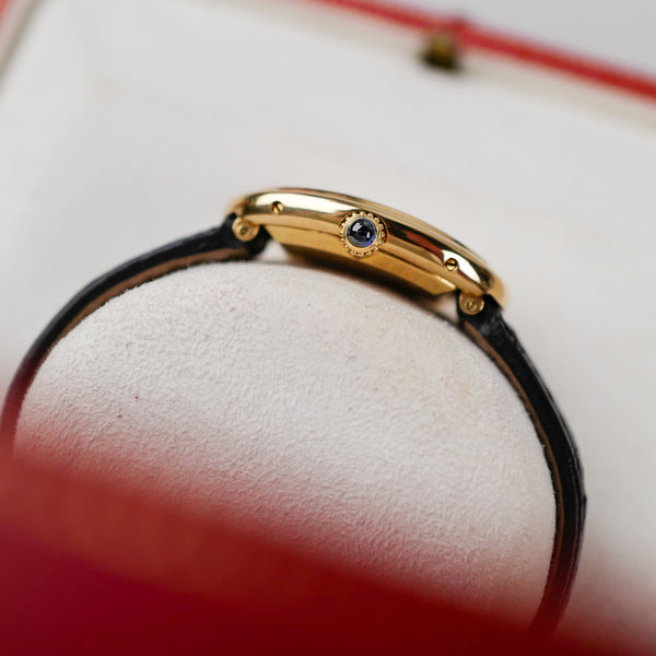 Café noir les montres Cartier baignoire double rang mécanique Paris 1980