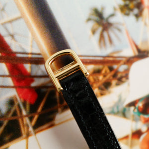 Café noir les montres Cartier baignoire double rang mécanique Paris 1980