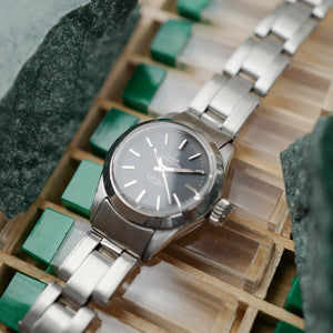 cafe noir les montres horloger reparations marseille aix montre pour femme tudor Oyster-Princess 7575 0 cadran gris mat bracelet oyster rivet mini montre tudor rose de 1968 26 mm