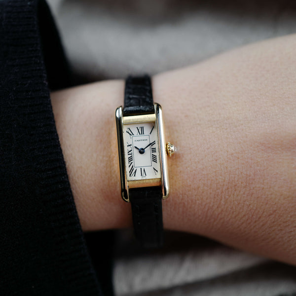 cafe noir les montres horloger vintage marseille cartier tank mini or jaune ref 1380 femme_1