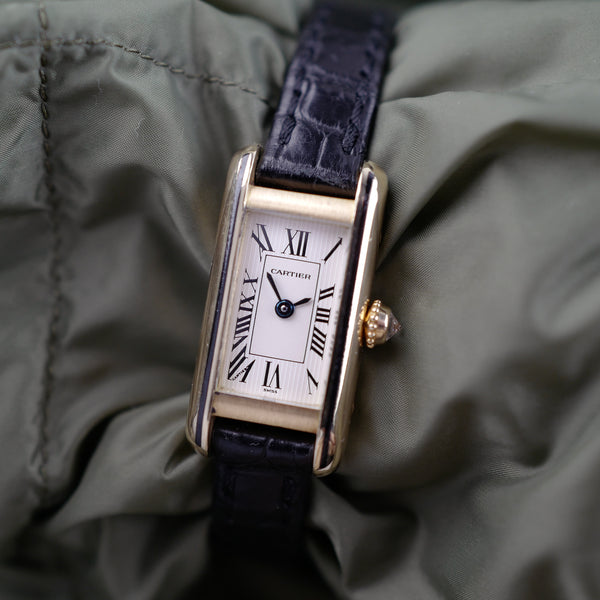 cafe noir les montres horloger vintage marseille cartier tank mini or jaune ref 1380 femme_1