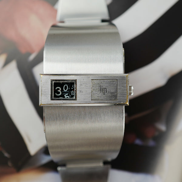 Café noir les montres Lip Baschmakoff cartouche automatique 1970