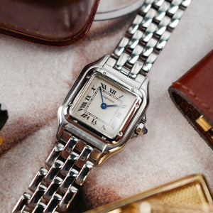 cafe noir les montres vintage cartier Panthère ref 1320 petit modèle tout acier pour femme vintage 1990