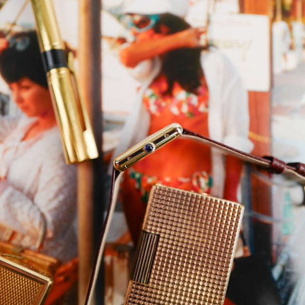 cafe noir les montres vintage horloger marseille montres cartier tank must mecanique manuelle vintage PM petit modele taille femme cadran burgundy bordeaux rouge laqué vintage