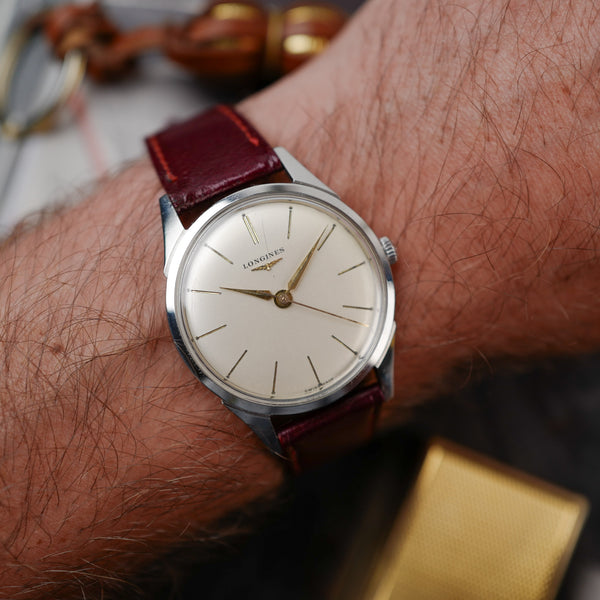 extra fine cafe noir les montres vintage horloger marseille montres vintage LONGINES Calatrava 7158 acier cadran blanc 1960