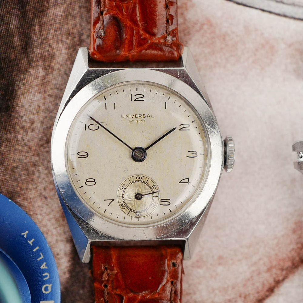 cafe noir les montres vintage horlogerie horloger passion vintage universal geneve vintage art deco mecanique manuelle UG 255 circa 1940