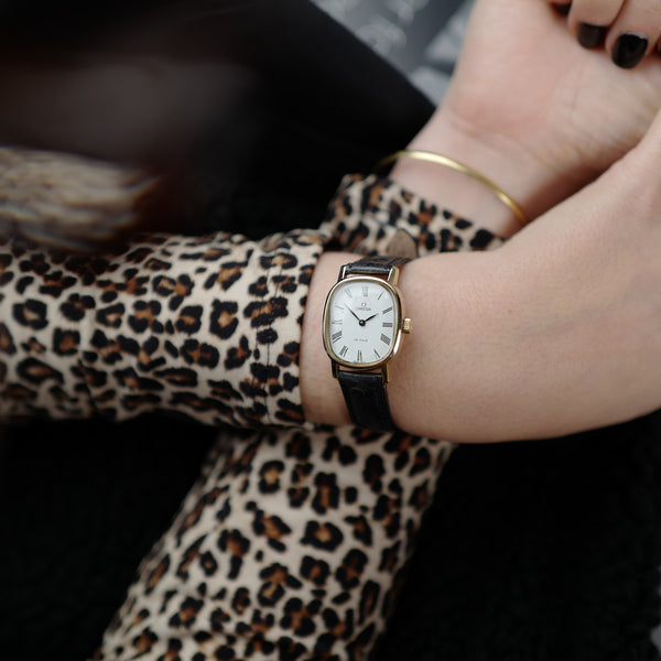 OMEGA Ellipse De Ville Dorée pour femme (Vintage 1975)