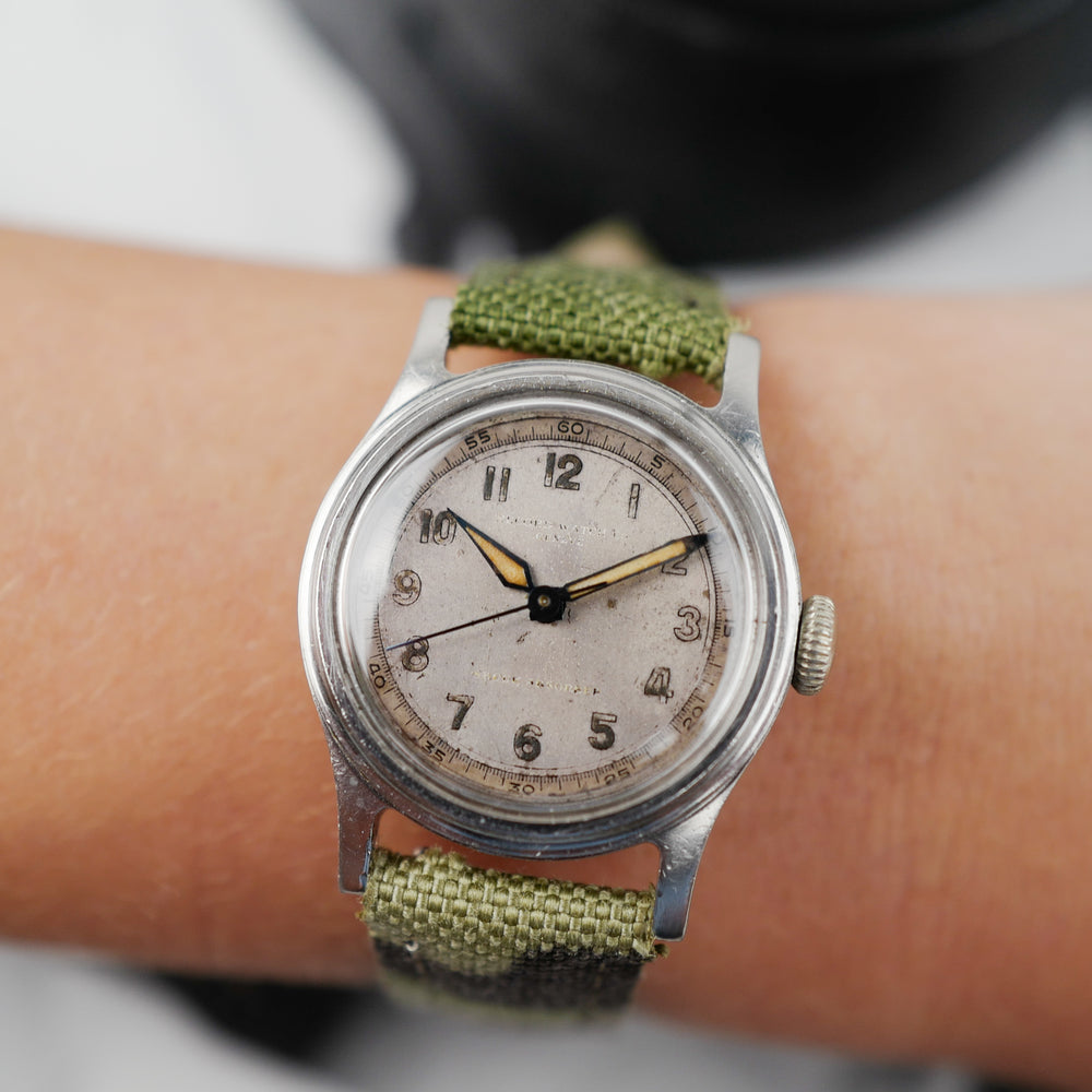 cafe noir les montres vintage horlogerie marseille vauban montre vintage record watch geneve militaire military