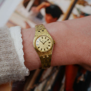 cafe noir les montres vintage marseille horloger certina femme doree annee 1960 chic cocktail mécanique neuve de stock bijou