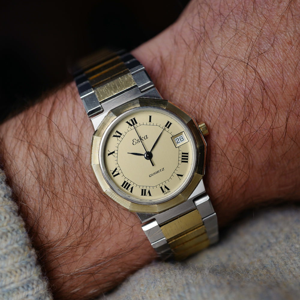 Café noir montre vintage Marseille horloger Eska bicolore quartz années 1980
