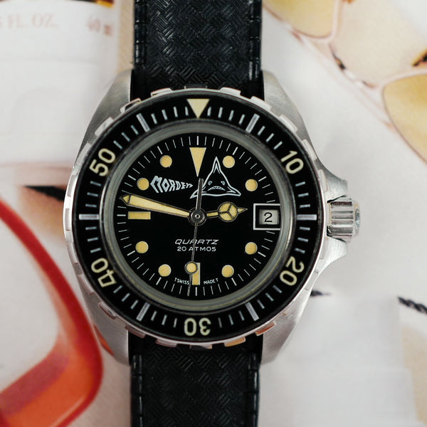 Café noir montre vintage Marseille horloger mini Submariner femme morden quartz 1980