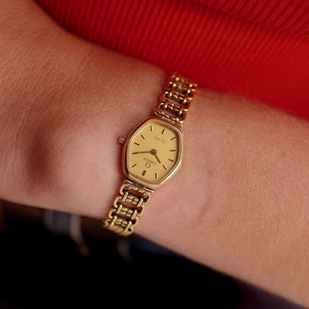 OMEGA De Ville "mini-Ellipse Dorée" pour femme (Vintage 1980)