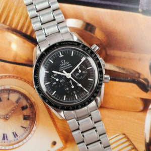 Café noir montre vintage Marseille horloger Omega Speedmaster professional Moonwatch 1450022 1990