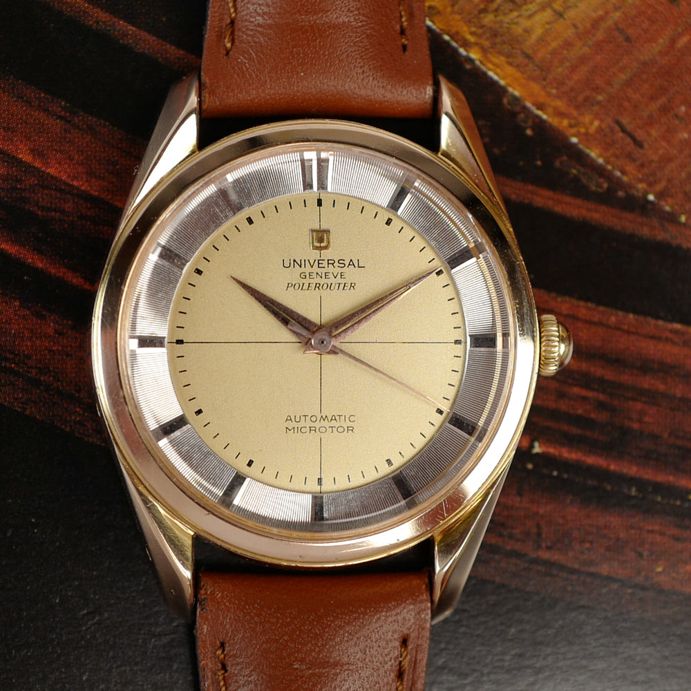 UNIVERSAL GENÈVE Polerouter Or Massif 18 carats (Vintage 1960)