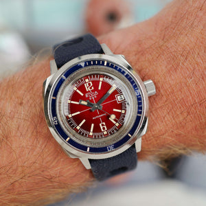 Café noir montres achat vente Marseille Elvia baby Panerai vintage bakélite rouge 1970 diver