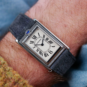 cafe noir montres cartier tank basculante mécanique grand modèle déployante ref 2390