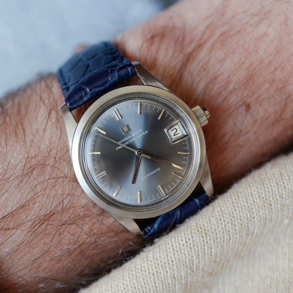 cafe noir montres horloger marseille universal geneve Polerouter Super microrotor neuve de stock cadran gris_1