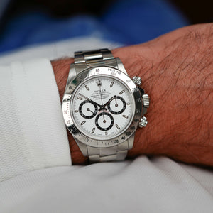 Café noir montres Marseille horloger Daytona blanc Zenith 16520