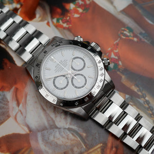 Café noir montres Marseille horloger Daytona blanc Zenith 16520