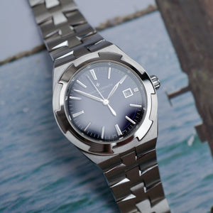 Café noir montres Marseille Vacheron Overseas bleu mid size 34