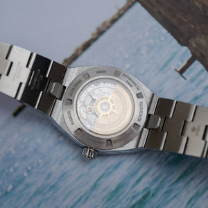 Café noir montres Marseille Vacheron Overseas bleu mid size 34