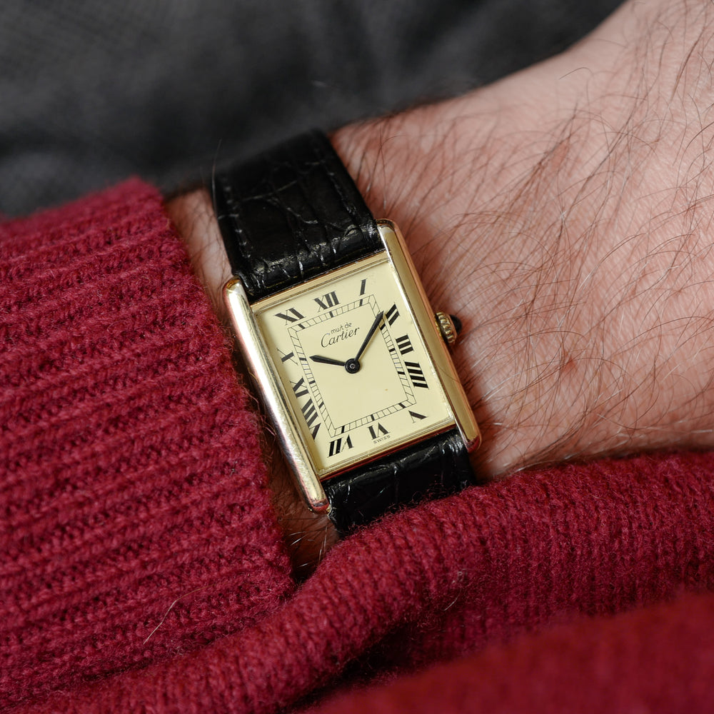 cafe noir montres vintage cartier tank must grand modele vermeil plaque or_2