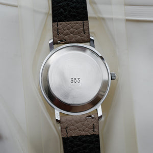 cafe noir montres vintage horloger marseille raketa montre russe copernik copernic neuve de stock_1