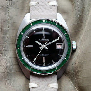 cafe noir montres vintage marseille horlogerie plongee ancienne sorna skin diver vert bakelite_2