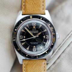 cafe noir les montres horloger marseille vintage lip blancain fifty fathoms lunette bakélite tritium_1