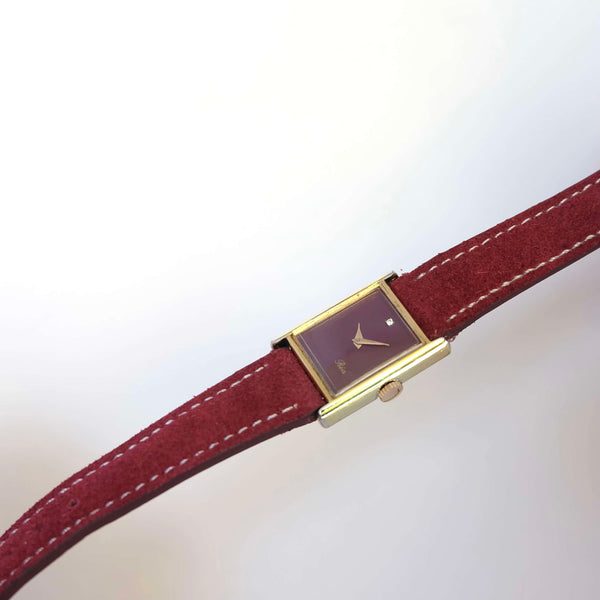 Classique montre ancienne rectangulaire femme