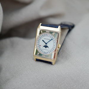 Jaeger LeCoultre triple date moonphase moon