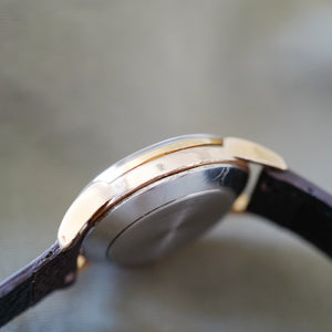 Joli Chronographe Suisse vintage