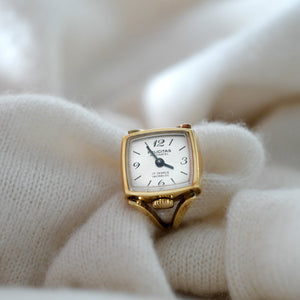 Jolie bague montre vintage mécanique