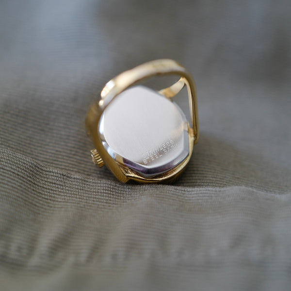 Jolie montre bague ancienne