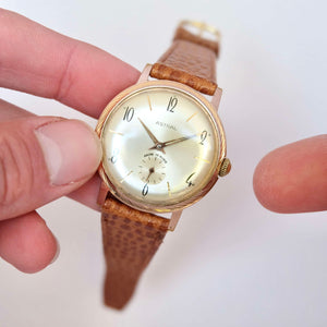 Astral Calatrava  "La montre raffinée des sixties"