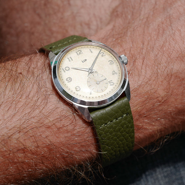 jolie montre lip R25 vintage