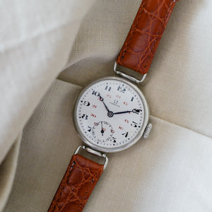 Jolie montre Omega vintage Trench watch