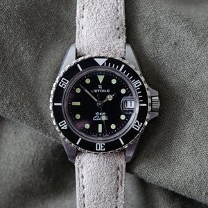 Jolie montre pour femme style submariner