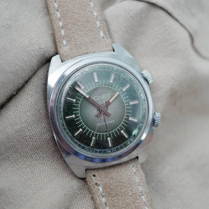 Jolie montre réveil ancienne Poljot