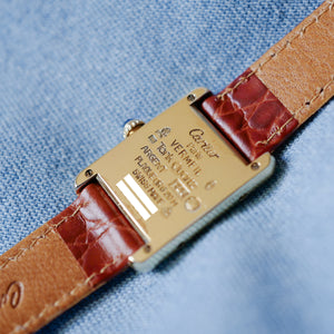 Jolie montre vintage Cartier Tank pour femme ancienne