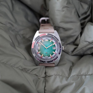 Jolie montre vintage collectionneur plongée