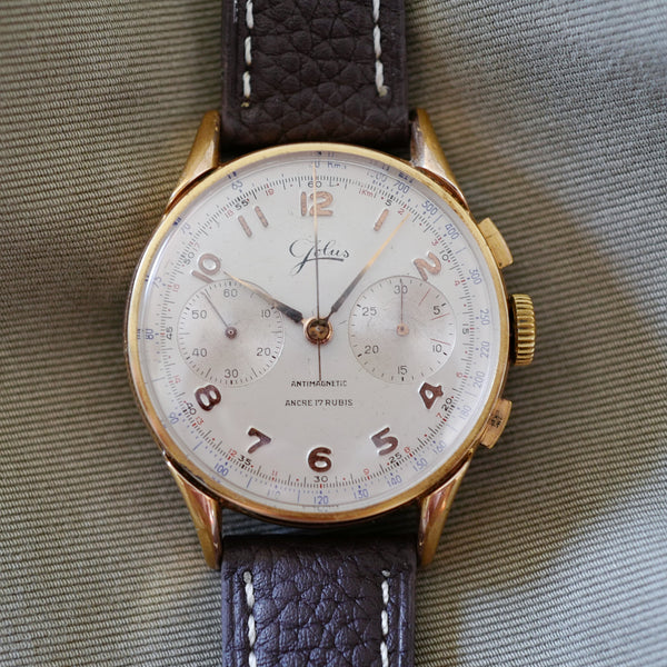 Magnifique chronographe suisse vintage